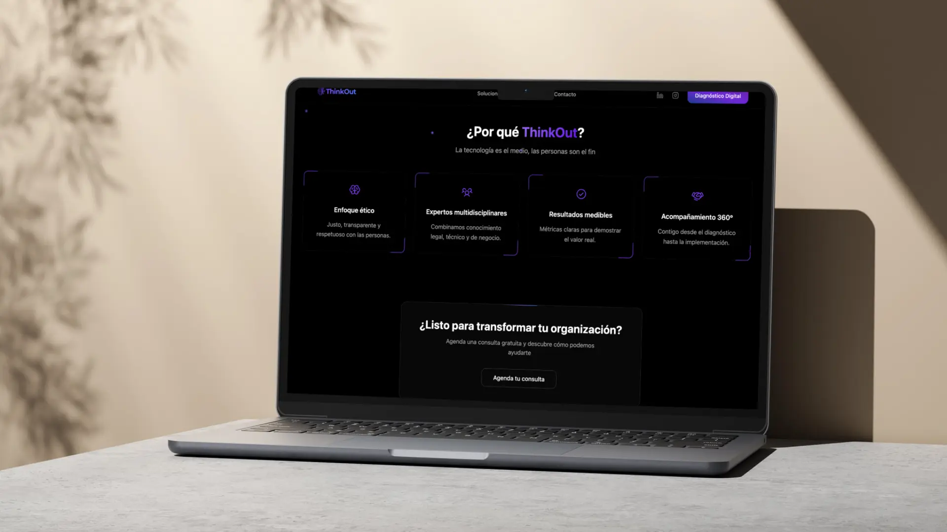 ThinkOut — Construir identitats de marca per a una empresa tecnològica